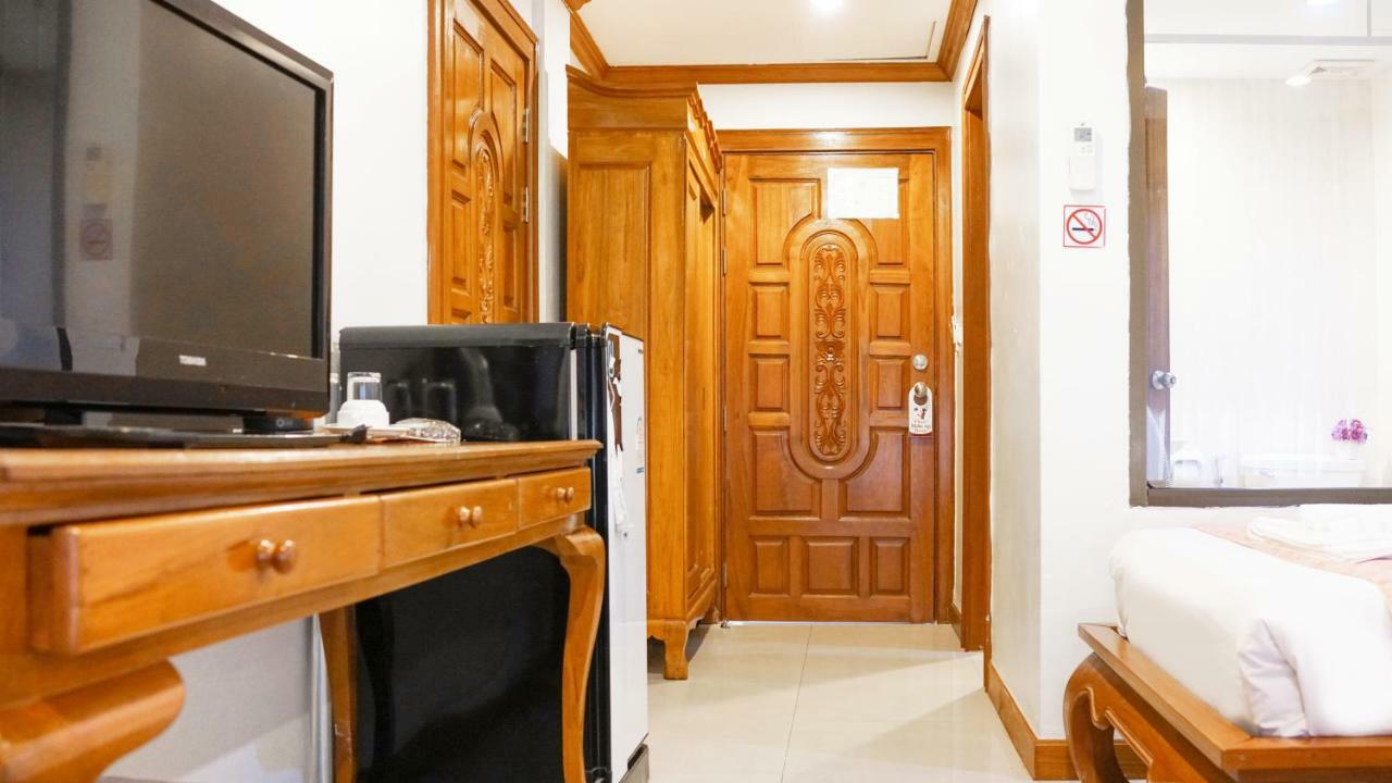 New Life Phuket Classic Patong Exterior photo