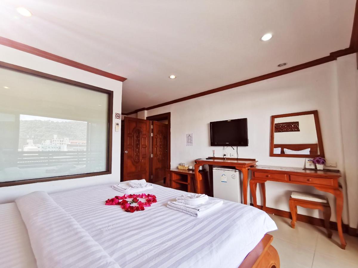 New Life Phuket Classic Patong Exterior photo